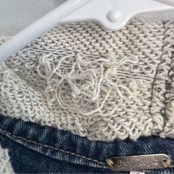 Free People Jacket Blue Jean Denim Knit Sleeve Hooded Distressed Size M boho - Picture 8 of 16